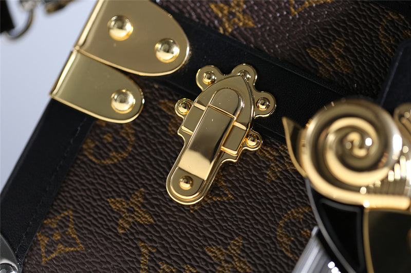 Fan Fashion Lu-Vi bags - 8226