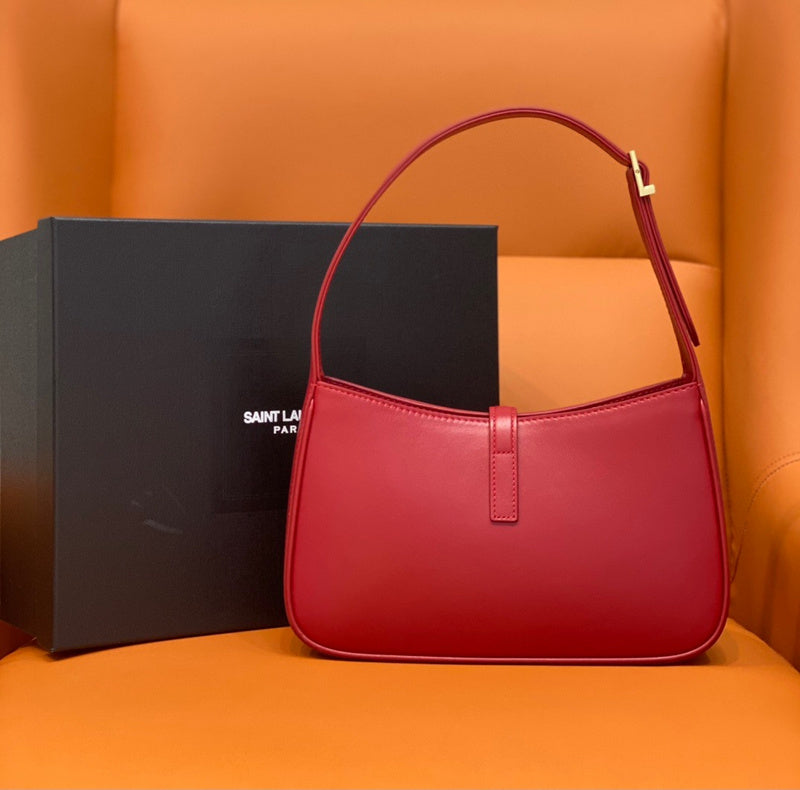 Amelia - YSL Bag - 2008