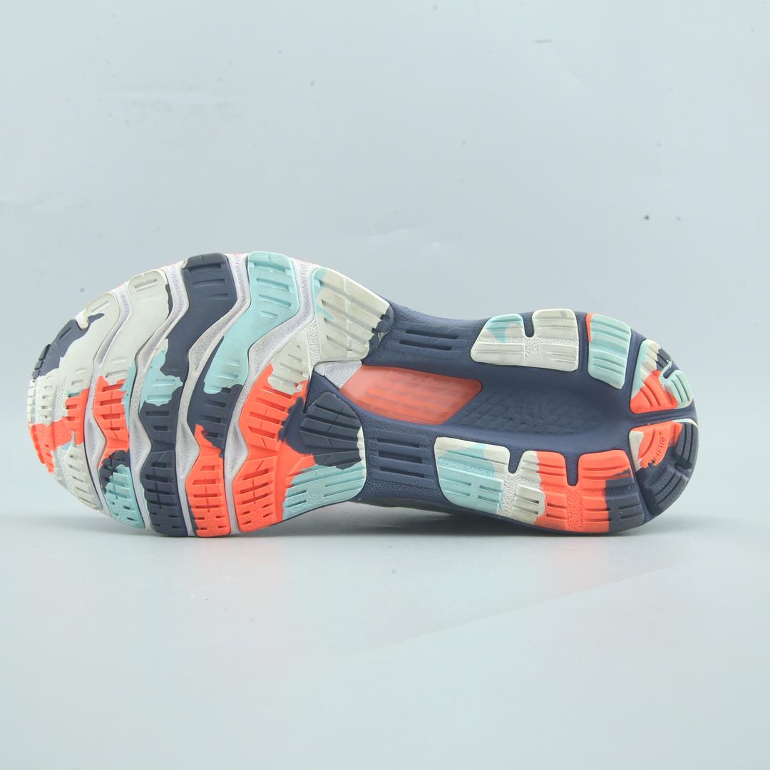 ASICS GEL-KAYANO 28