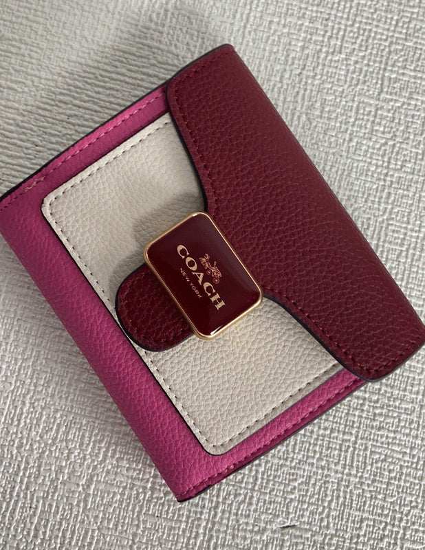 Amelia-i CAH Bags - 137