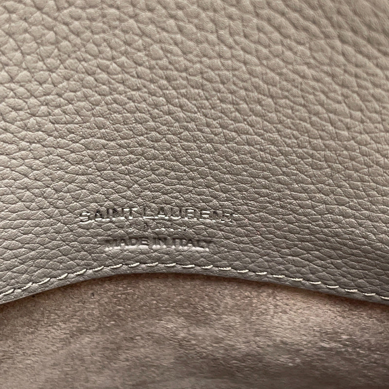 Amelia - YSL Bag - 2251