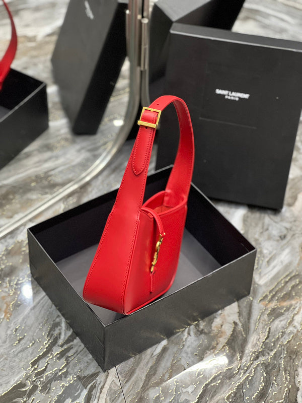 Amelia - YSL Bag - 2481