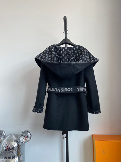 Luxury Louis Vuitton  Wrap Coat 041