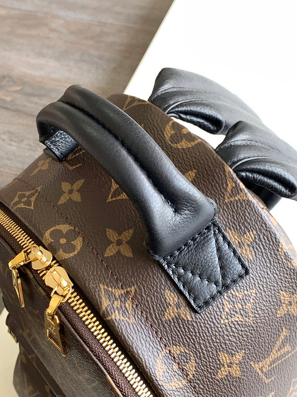 Fan Fashion Lu-Vi bags - 17155
