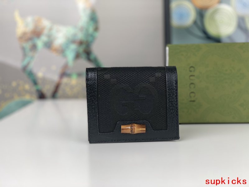 Amelia- Mix Wallets - 523