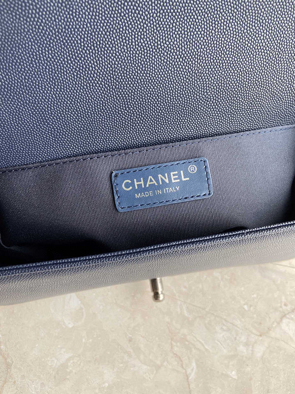Wellow Bags - Chanel - Bags  - 366