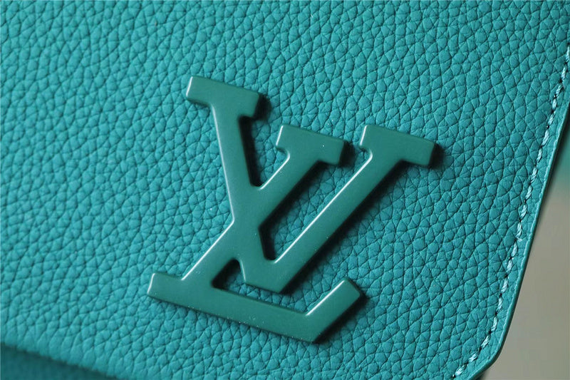 Fan Fashion Lu-Vi bags - 9921