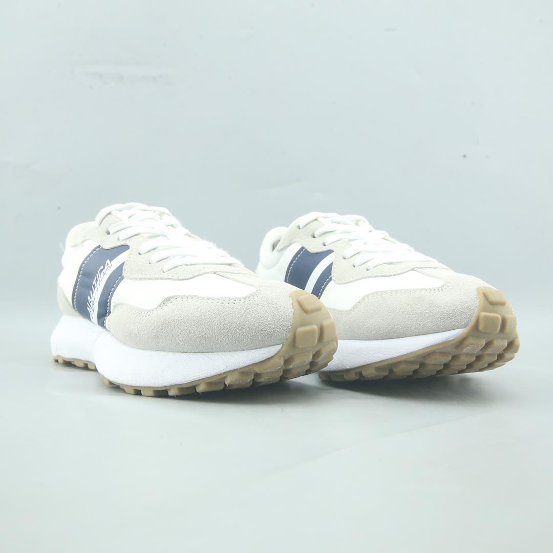 NAUTICA .