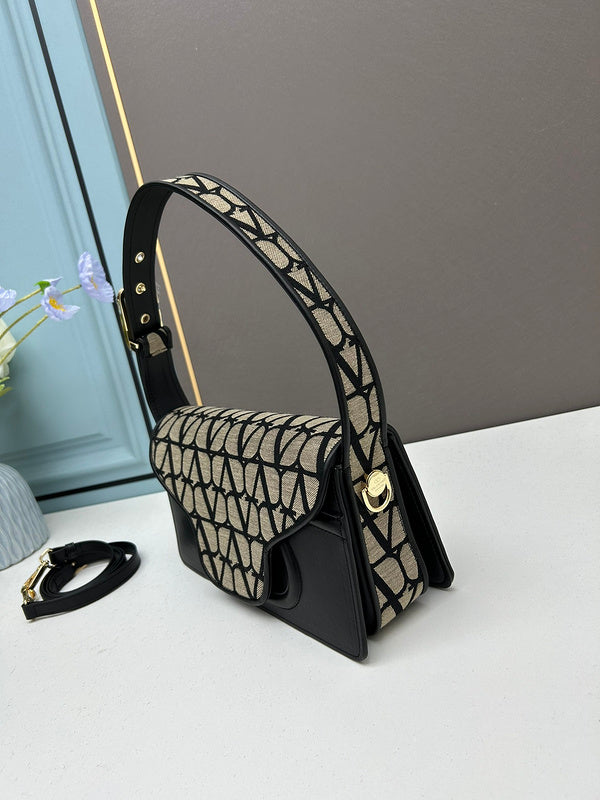 VAL LUXURY BAGS - FOR FASHION LOVERS  AFFORDABLE LUXURY BAGS- 166