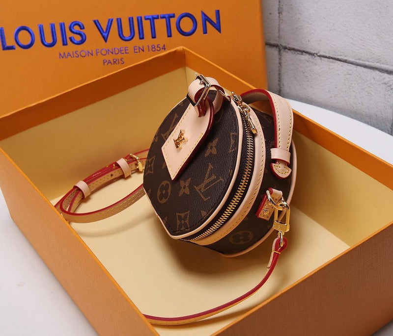 Fan Fashion Lu-Vi bags - 17842
