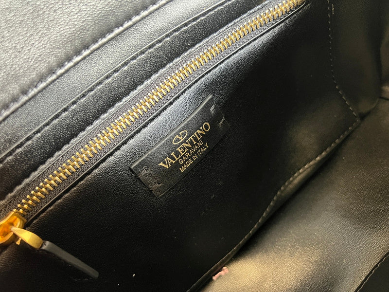VAL LUXURY BAGS - FOR FASHION LOVERS  AFFORDABLE LUXURY BAGS- 1124