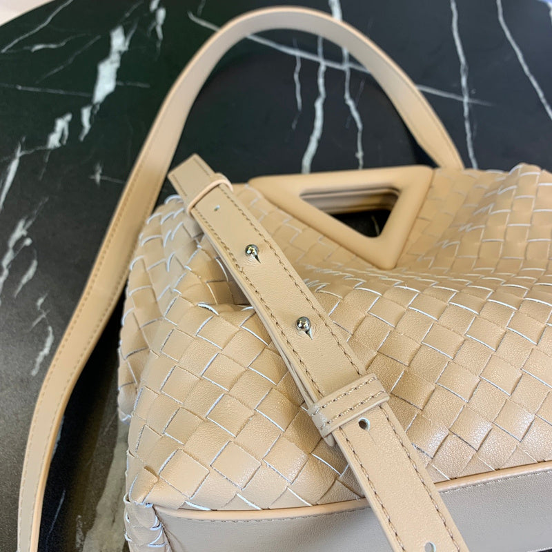 B-VENETA STYLISH HANBAGS FOR WOMEN - 203