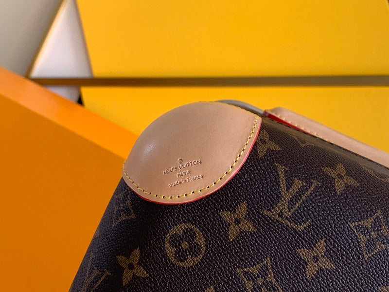 Fan Fashion Lu-Vi bags - 11401