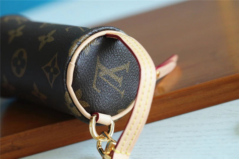 Fan Fashion Lu-Vi bags - 8895