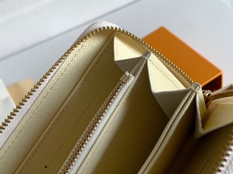 Amelia- LOV  Luxury  Wallets - 706