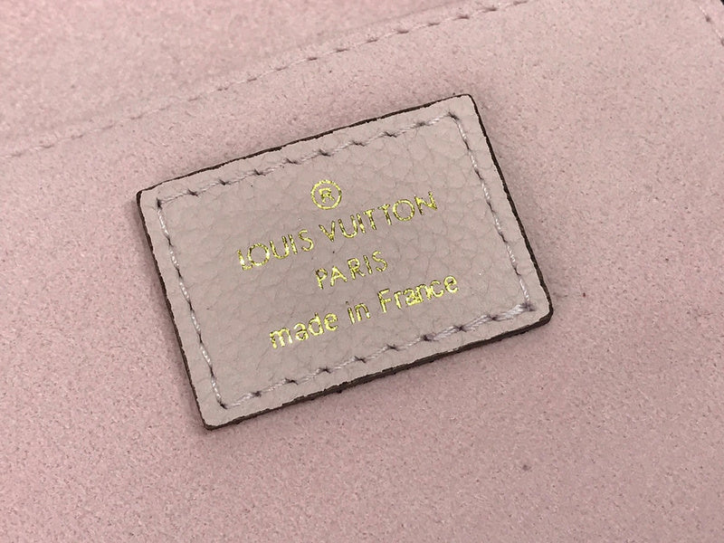Fan Fashion Lu-Vi bags - 17618
