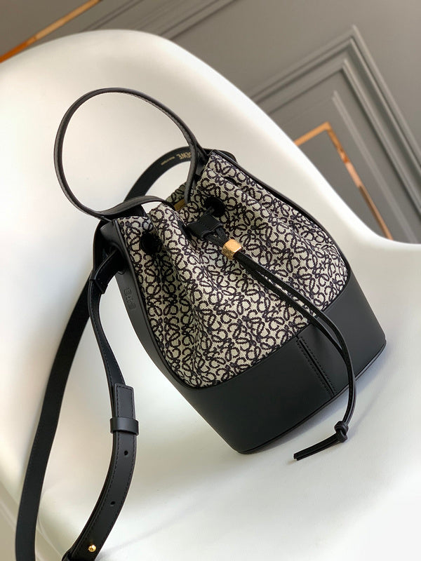 Amelia's Bag Gallery - LWO Bags - 719