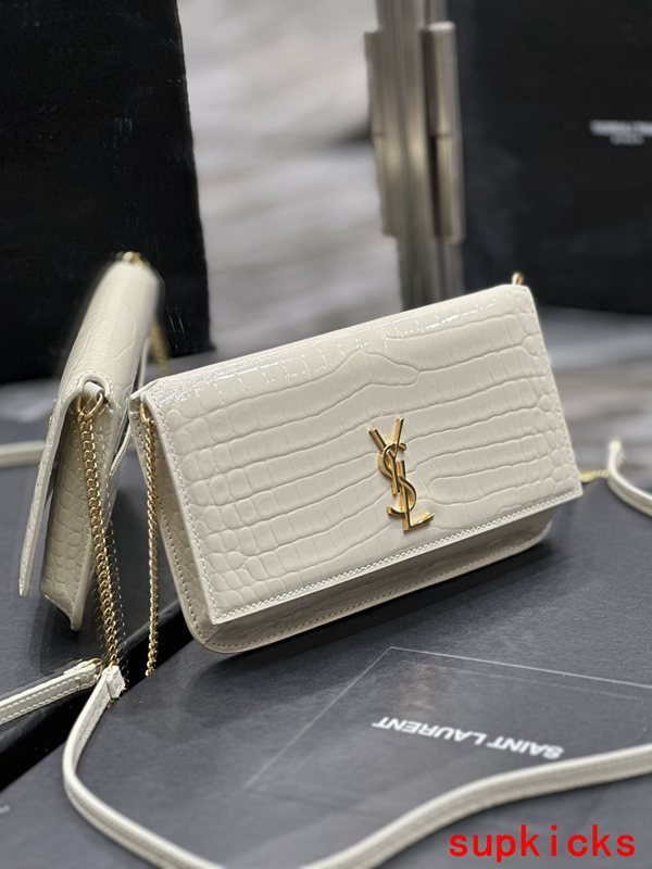 Amelia- Mix Wallets - 490