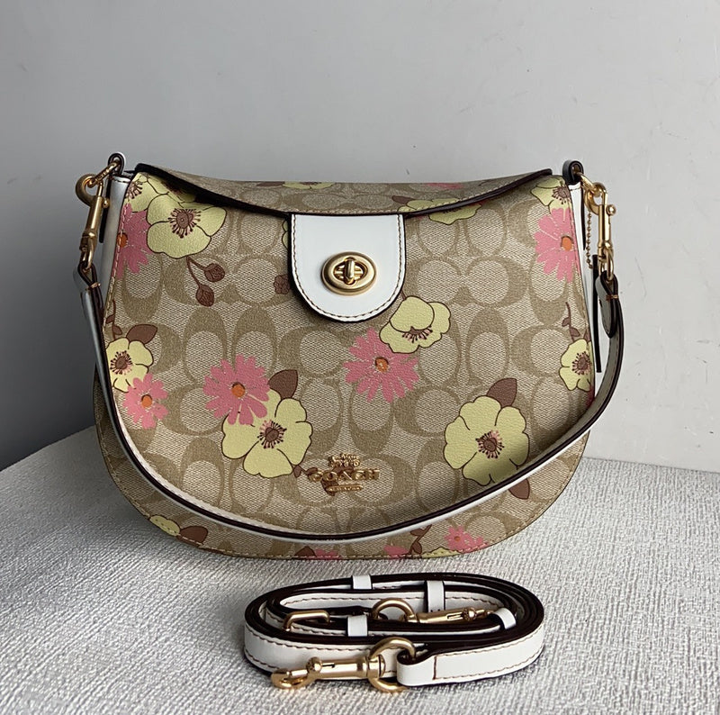 Amelia-i CAH Bags - 284