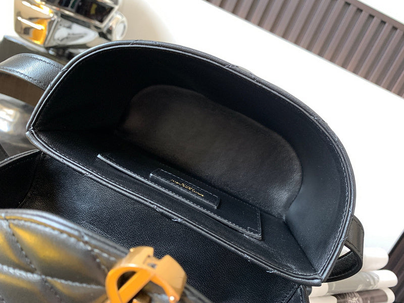Amelia - YSL Bag - 3648