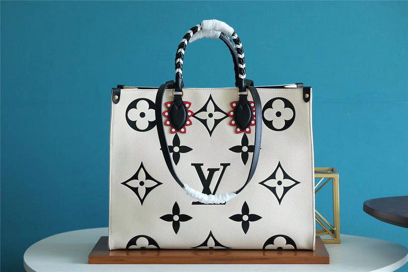 Fan Fashion Lu-Vi bags - 8637