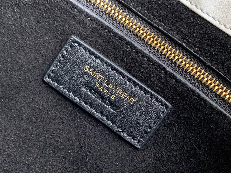 Amelia - YSL Bag - 4125