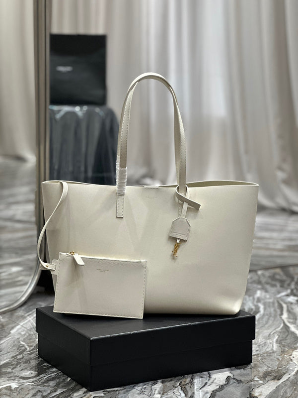 Amelia - YSL Bag - 3943