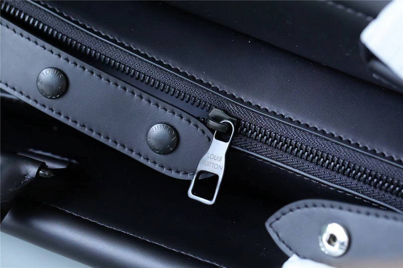 Fan Fashion Lu-Vi bags - 10257