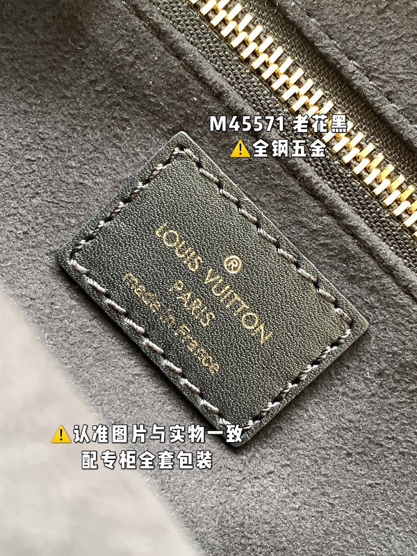 Fan Fashion Lu-Vi Bags - 16827