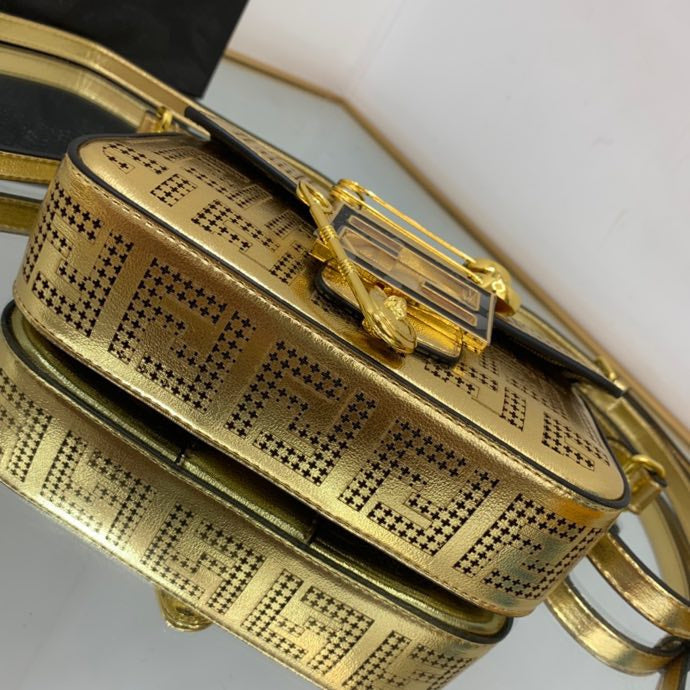Amelia's Bag Gallery - VAR Bags - 235