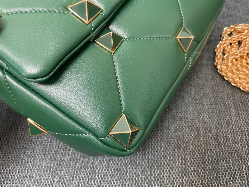 VAL LUXURY BAGS - FOR FASHION LOVERS  AFFORDABLE LUXURY BAGS- 1084