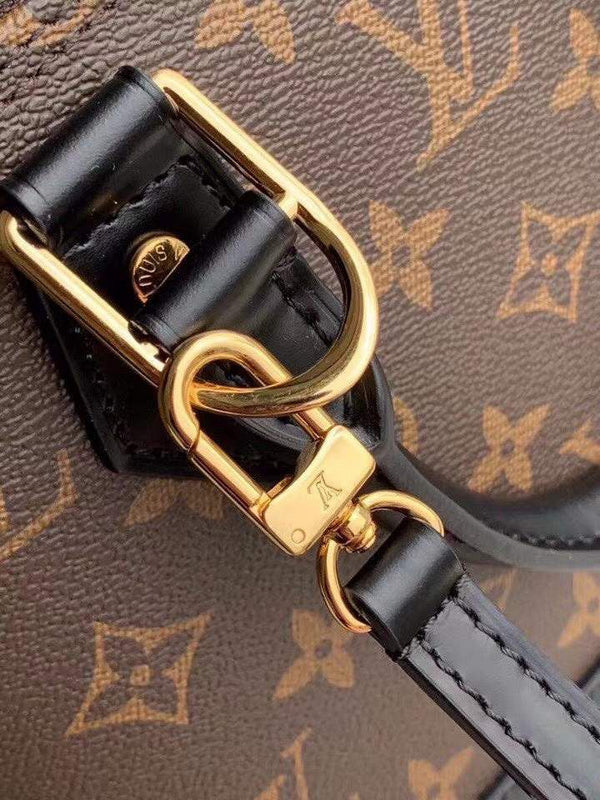 Fan Fashion Lu-Vi bags - 17623
