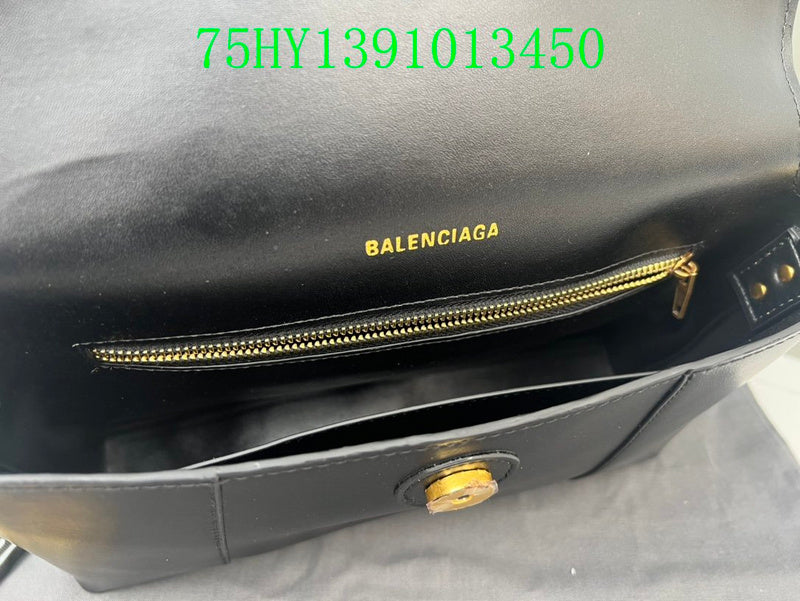 Amelia - BGA Bags - 2014