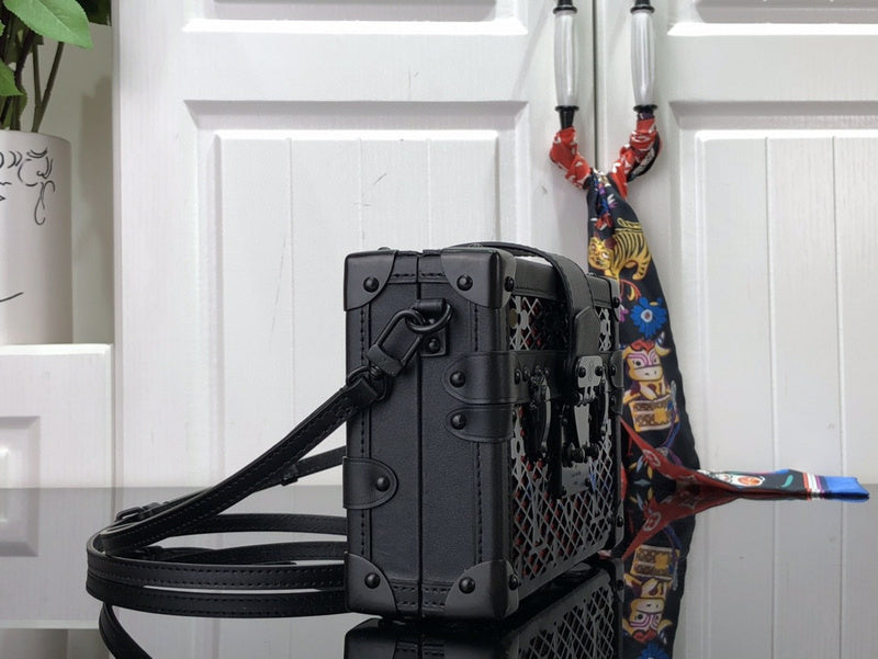 Fashion Lu-Vi bags - 2477