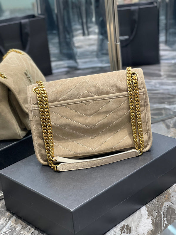 Amelia - YSL Bag - 3900