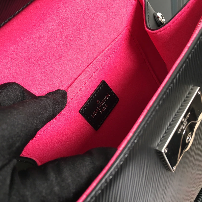 Fan Fashion Lu-Vi bags - 17100