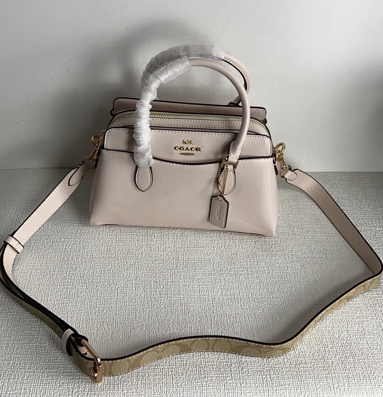 Amelia-i CAH Bags - 101