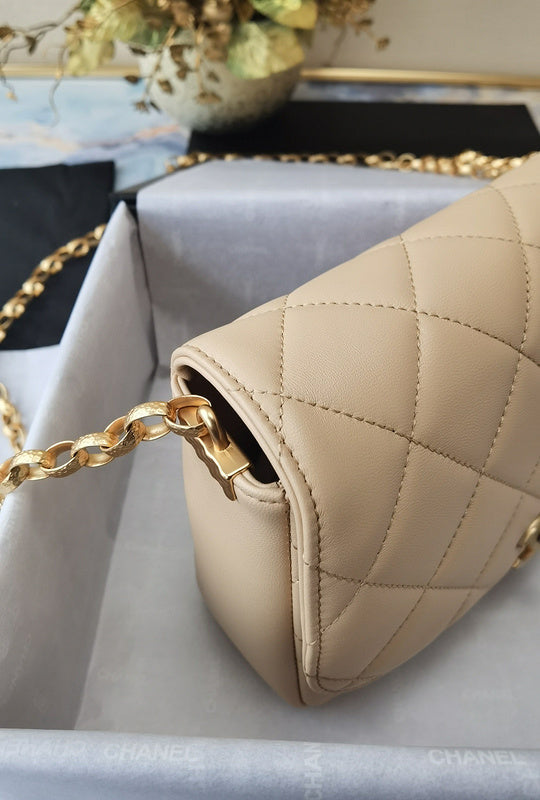 Wellow Bags - Chanel - Bags  - 617