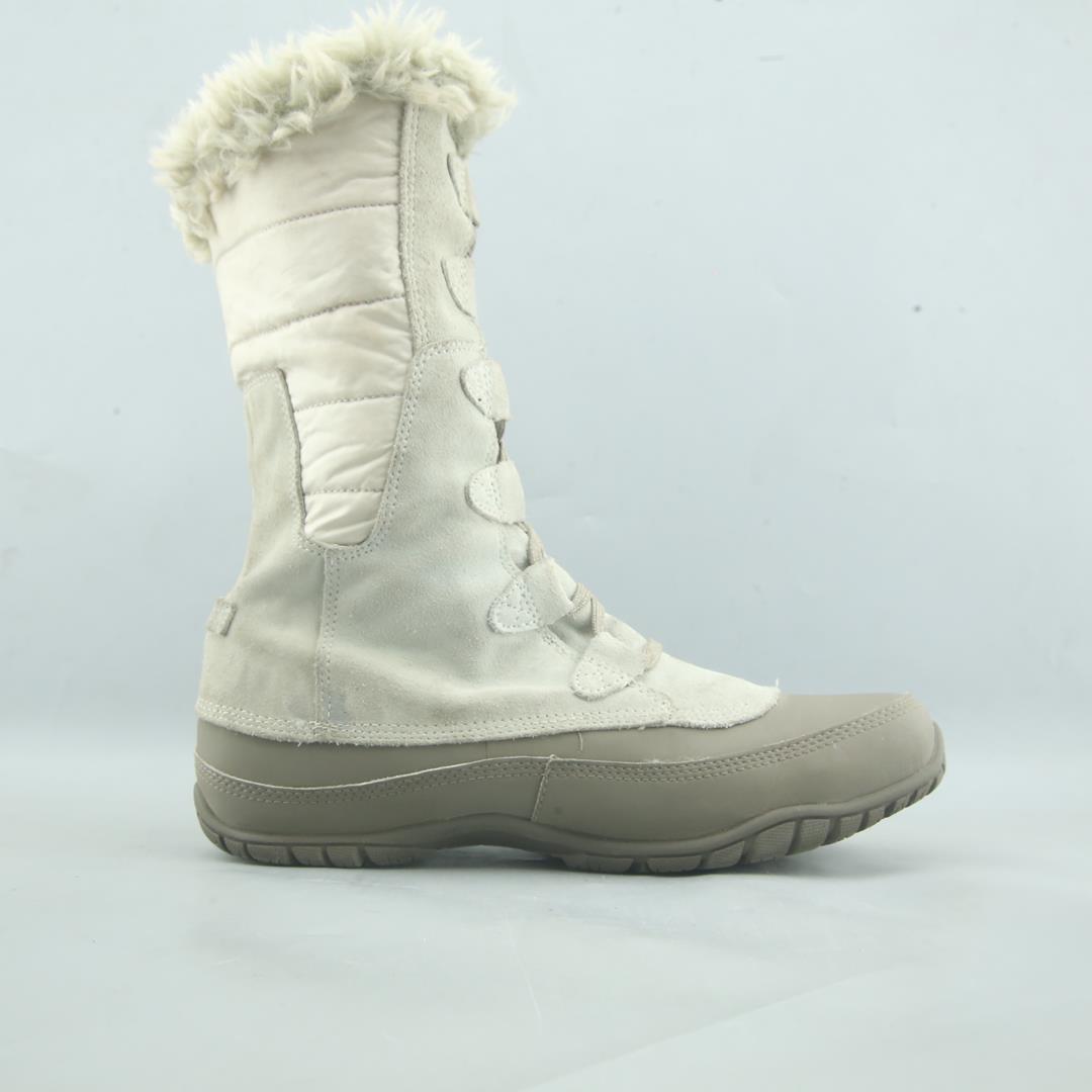 THE NORTH FACE .