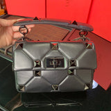 Amelia's Bag Gallery - VEL Bags - 1366