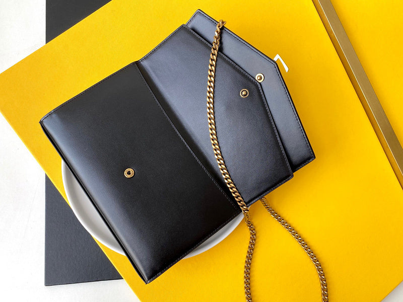 Amelia - YSL Bag - 3609