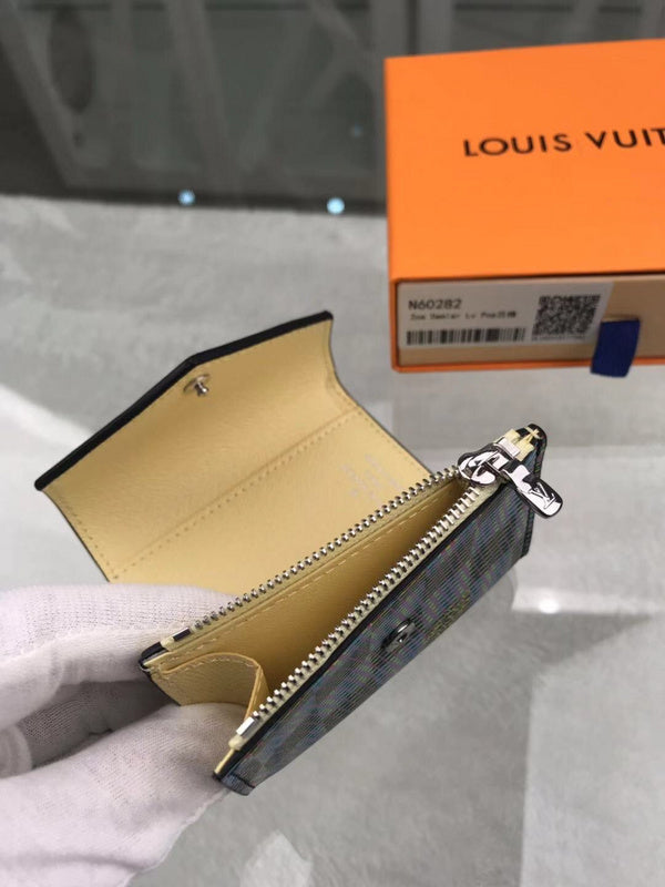 Fan Fashion Lu-Vi bags - 9170