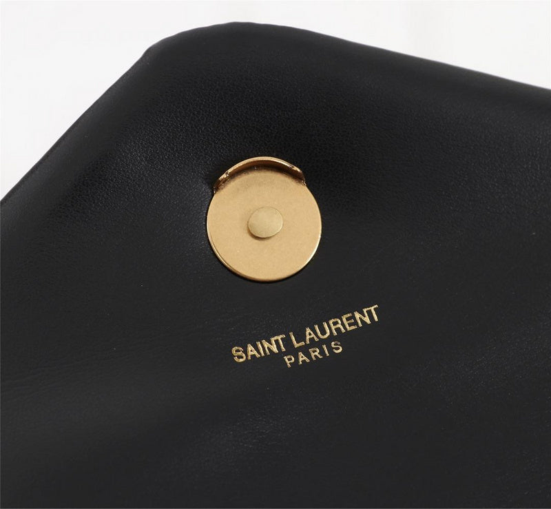 Amelia - YSL Bag - 2854