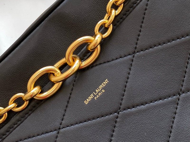 Amelia - YSL Bag - 2441