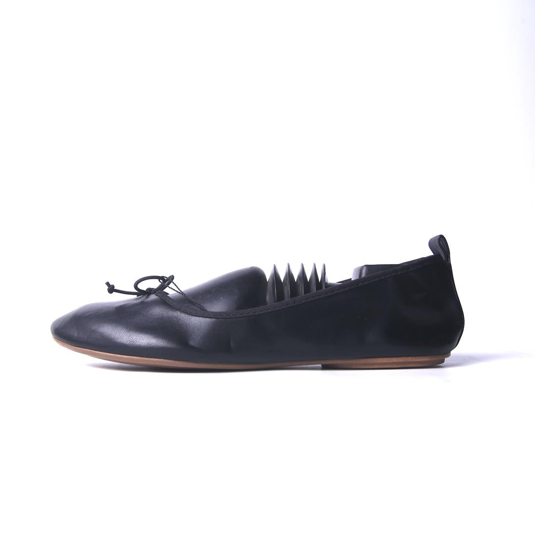 ZARA. .