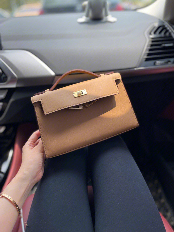 Amelia - HMS Bags - 1674