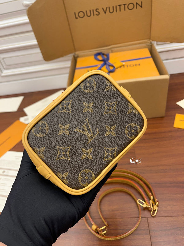 Fan Fashion Lu-Vi Bags - 16637