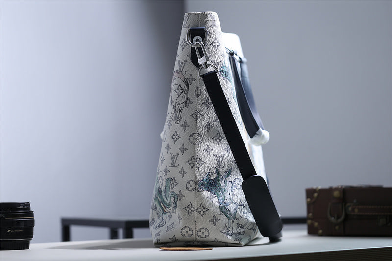 Fan Fashion Lu-Vi bags - 9841