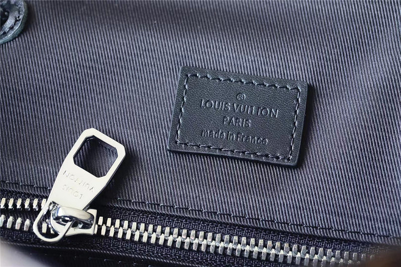 Fan Fashion Lu-Vi bags - 9656
