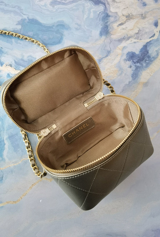 Wellow Bags - Chanel - Bags  - 341